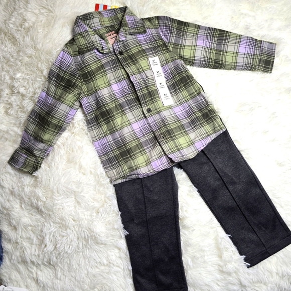 Boys two piece outfit. 2t nwt. Button down plaid shirt and dressy pants. - Picture 1 of 6
